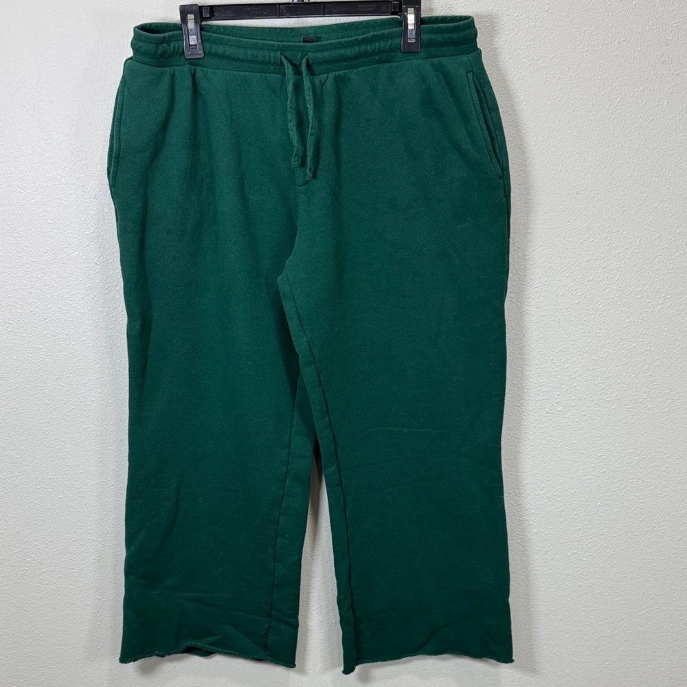 J. Crew Heritage terry‎ wide-leg sweatpant in midnight foliage green raw hem